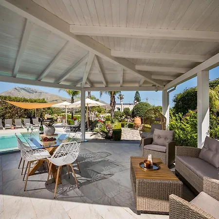 Moresca Exclusive - Pool & Castellammare del Golfo