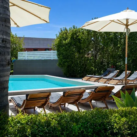 Moresca Luxury Private & *